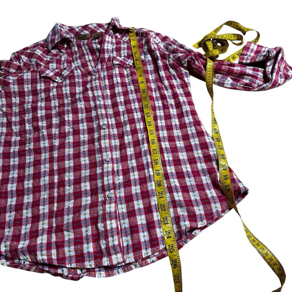 Wrangler Red White Gingham Checkered Vneck Pearl Snap Button Down Size Medium - Picture 6 of 7